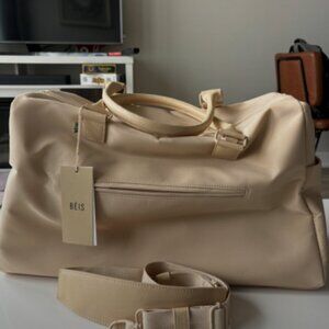 Beis Commuter Duffle